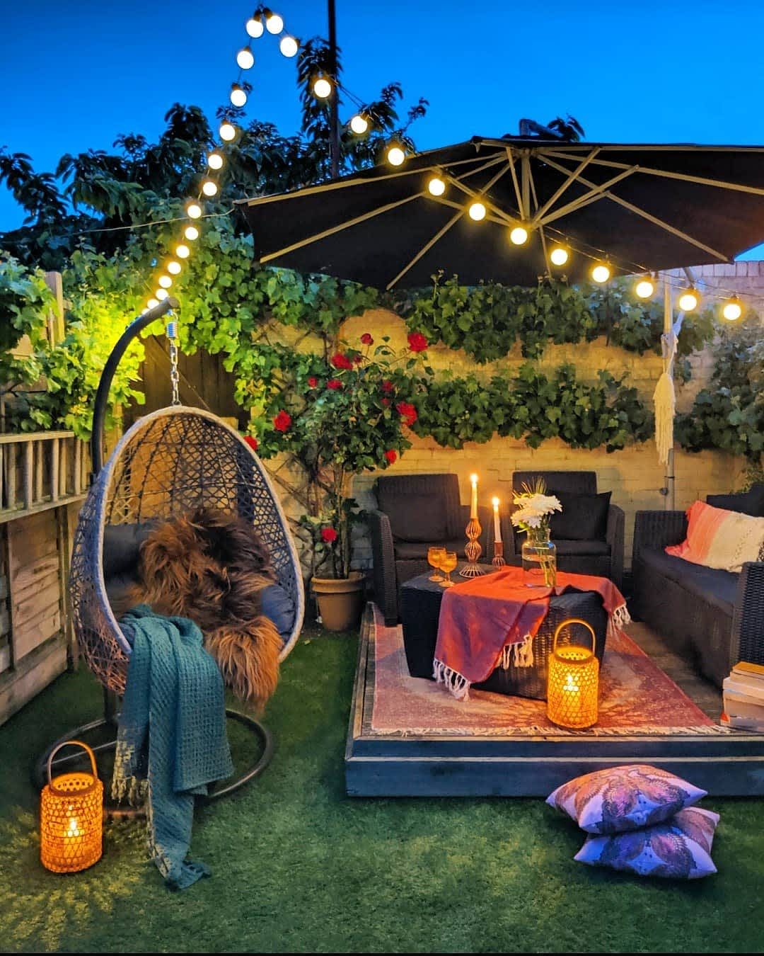 Stunning Patio with Yellow Lamp