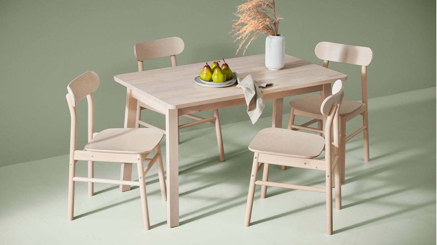 Interesting Dining Table with Simple Chairs