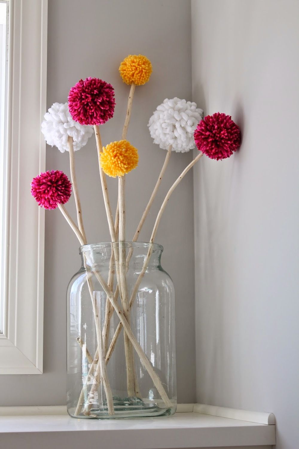 Summer Pom Pom Display