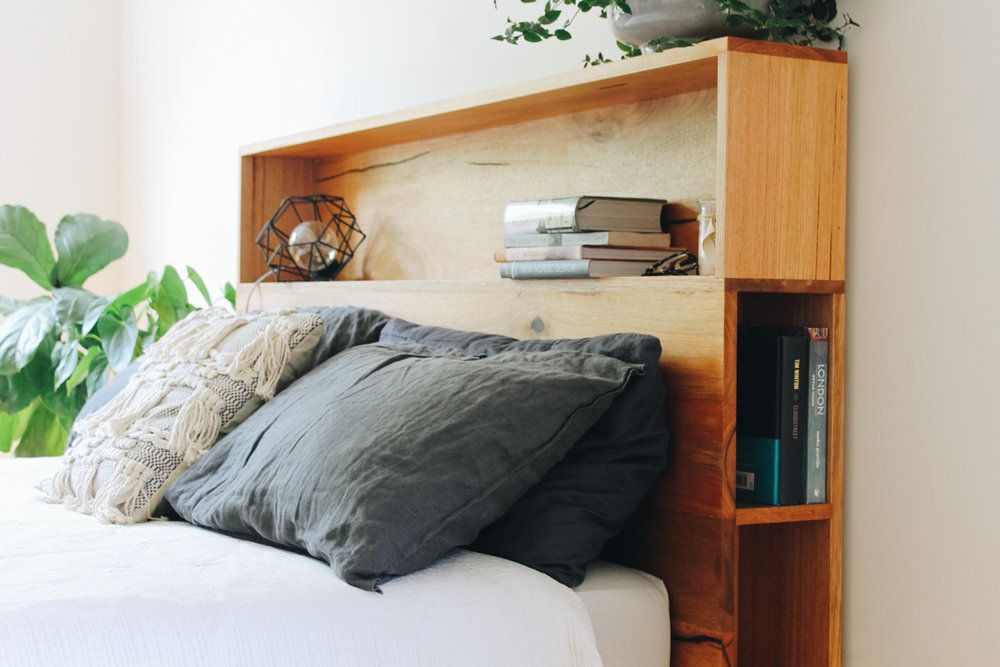 An Interesting Bed Frame Bookshelf