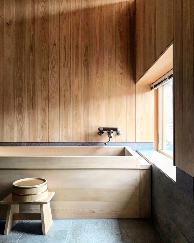 Wooden Bathtub