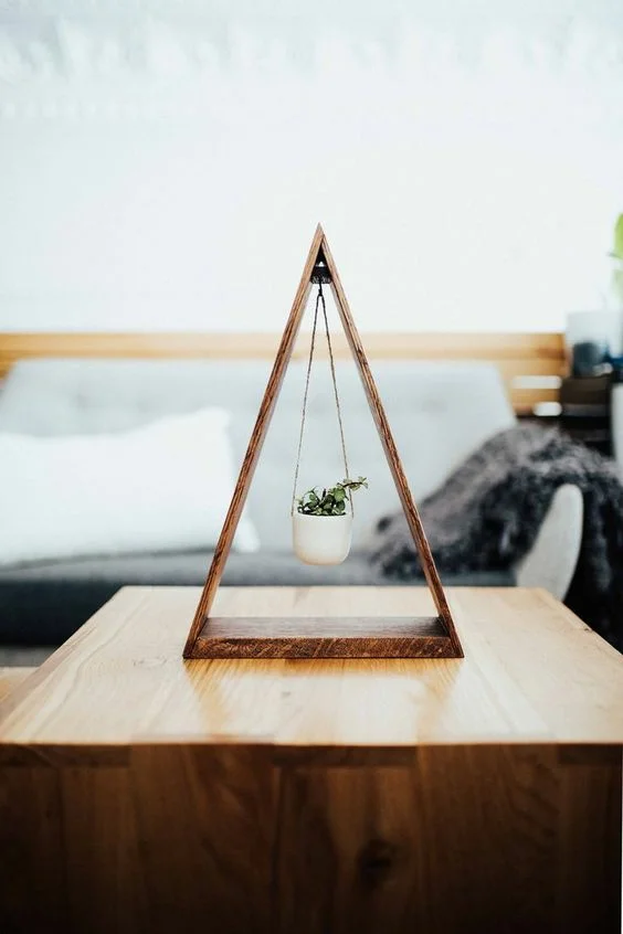 A Simple Standing Planter