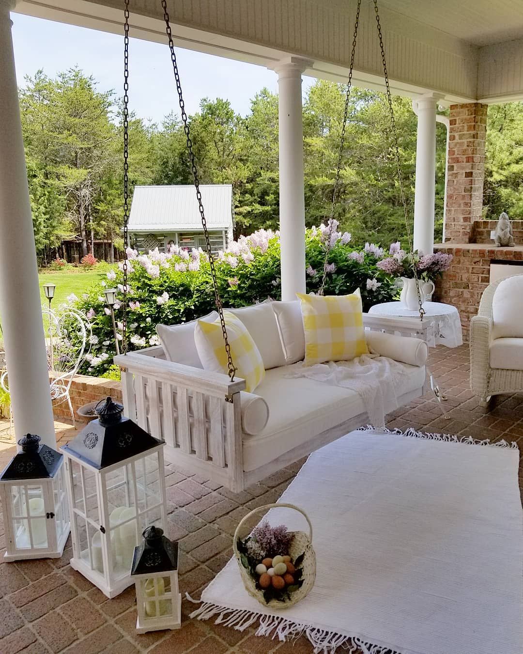 Small Garden and Clean Porch