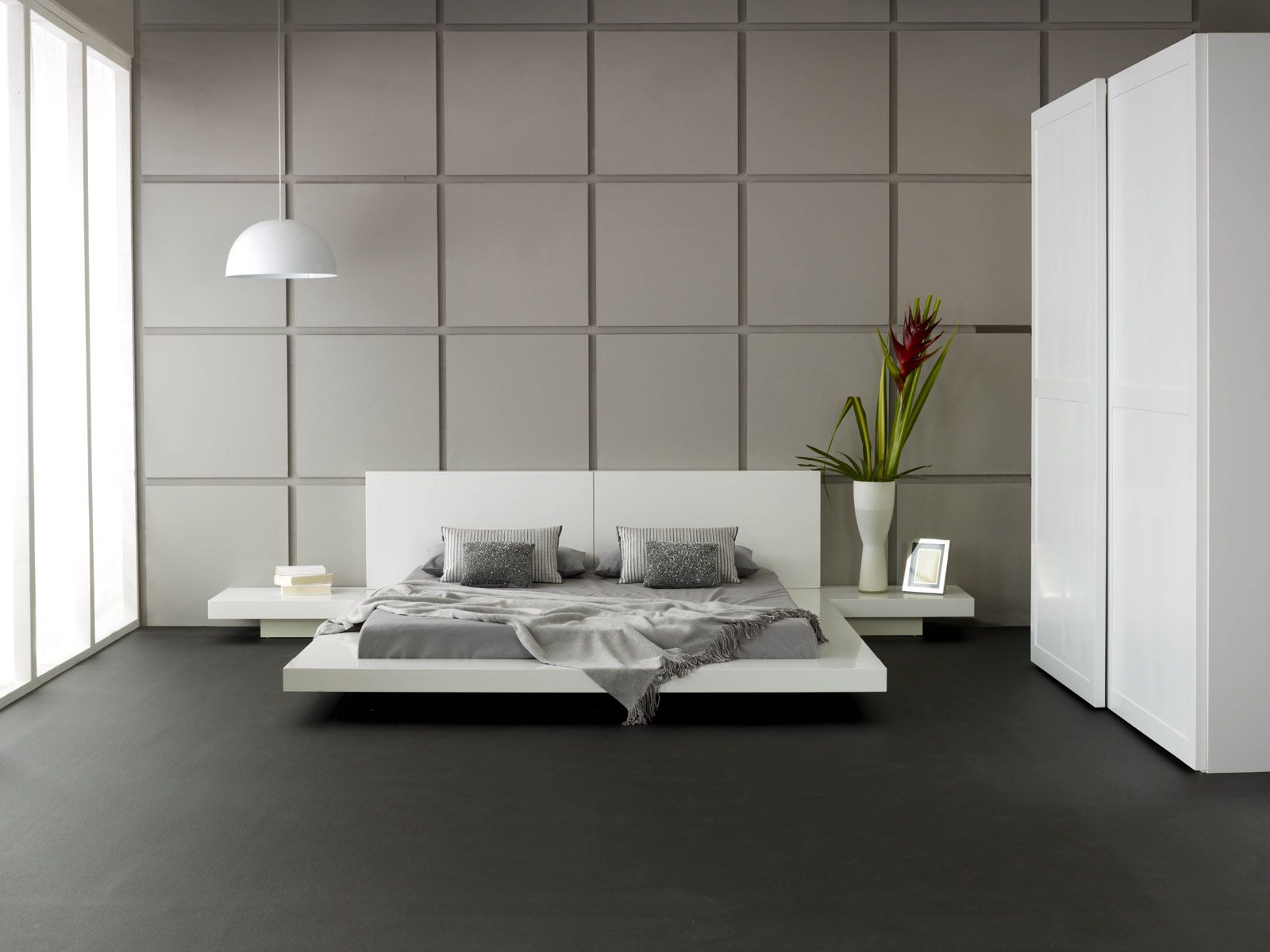 Minimalist Bedroom with Amazing Square Pattern