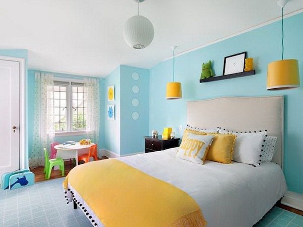Children Bedroom with Two Color Combinations