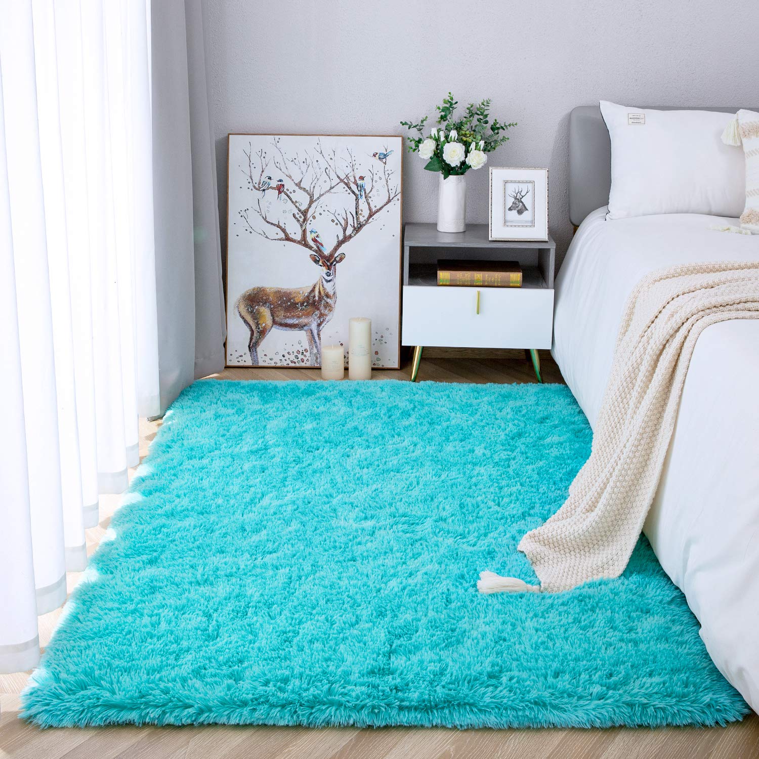 Give Light Blue Accents As Rug