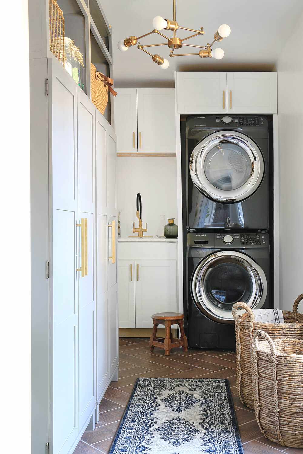 Laundry Room in Black, White, and Gold