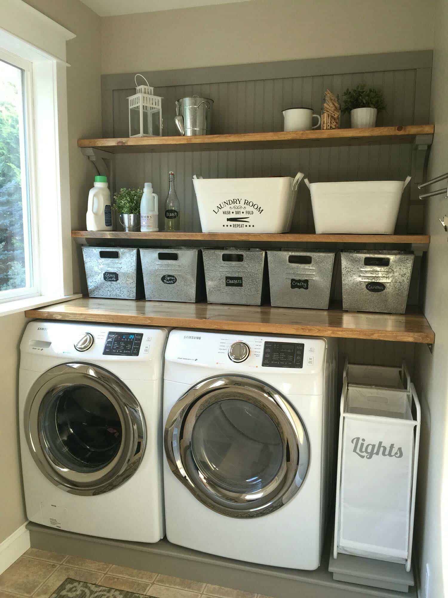 Rustic Style Laundry Room