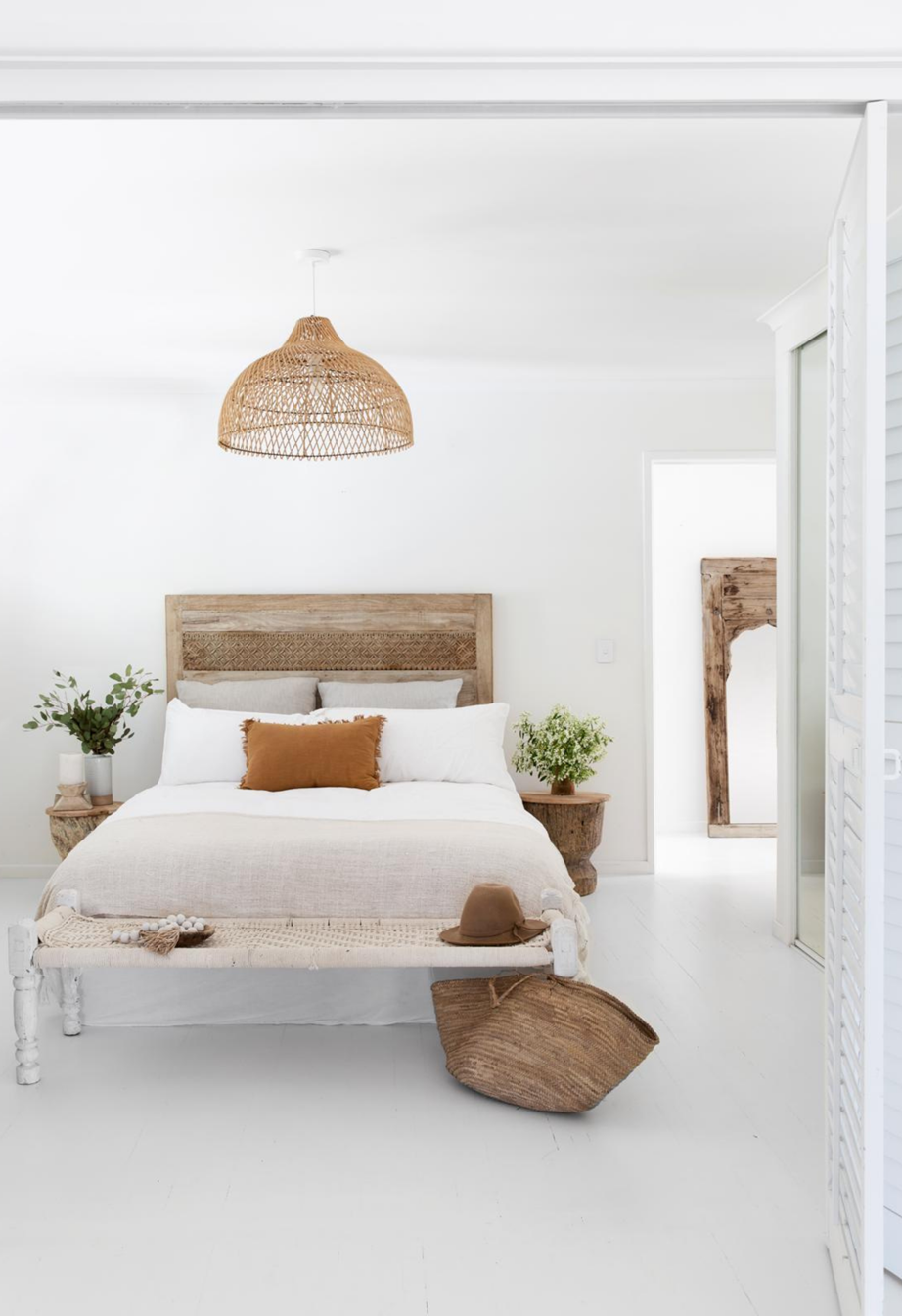 The Whitish Bedroom with A Coastal Design