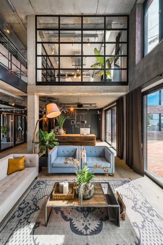 Semi-Private Room for Comfortable Loft Design