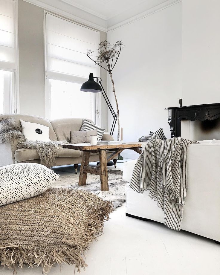 White Living Room with Summer Vibes