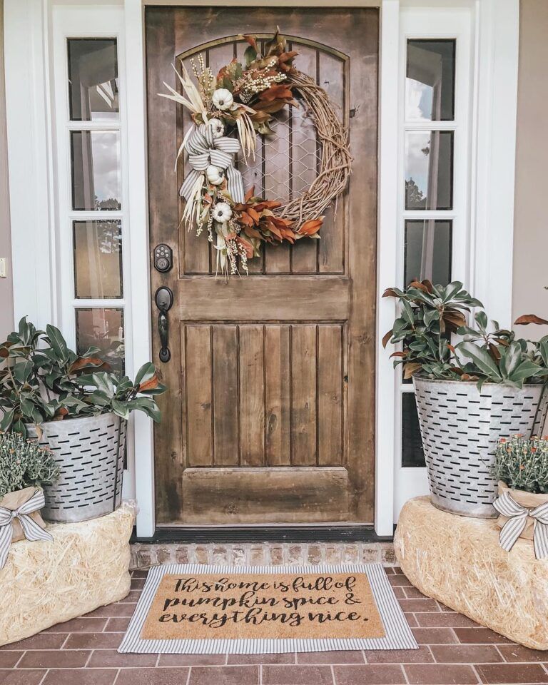 Beautiful Fall Front Door Ideas with Forest Vibes