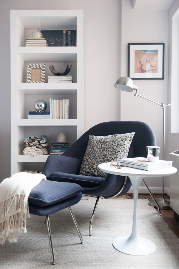 An Elegant Navy Chair