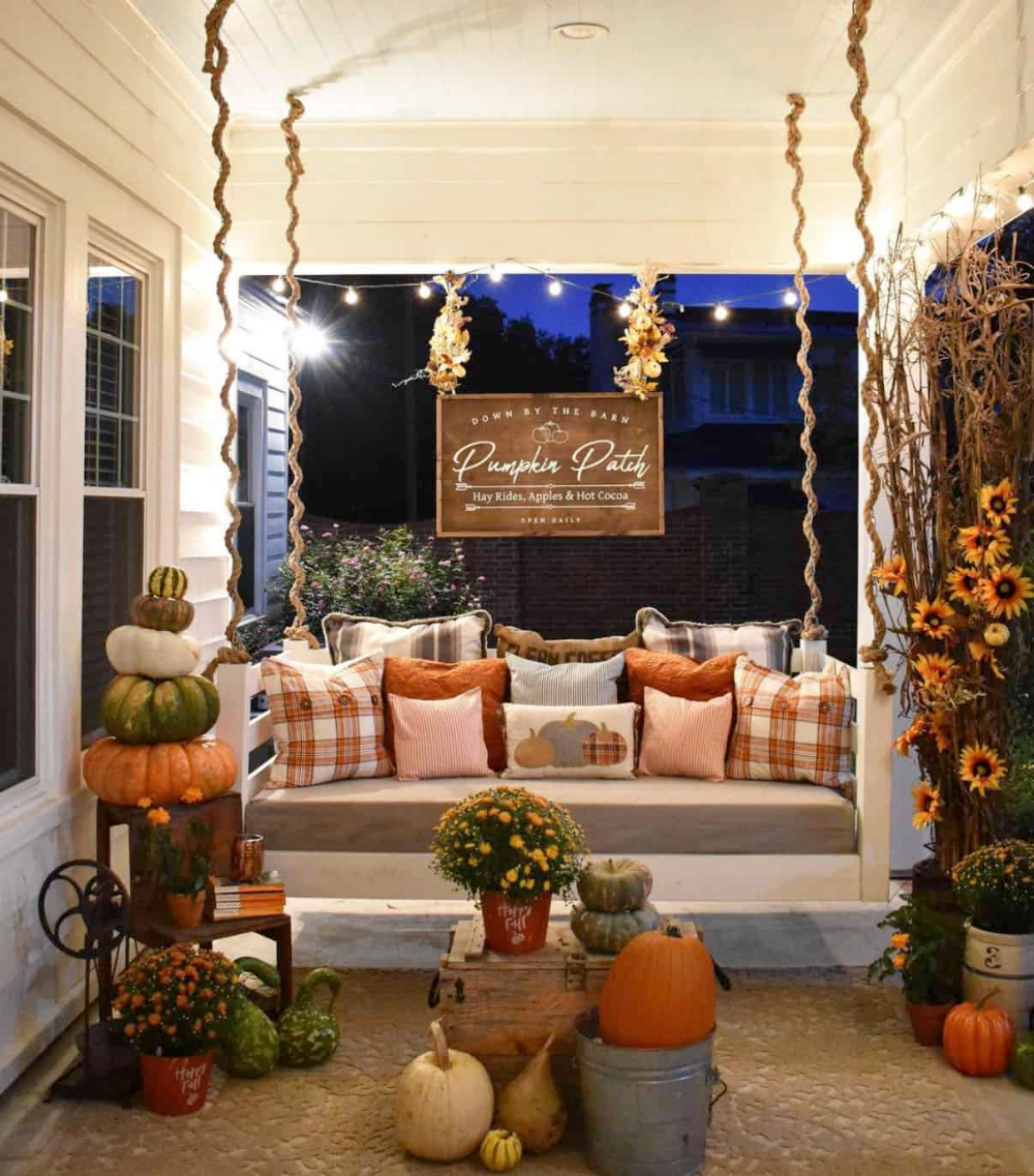 Inviting Fall Decoration to Warm Your Home