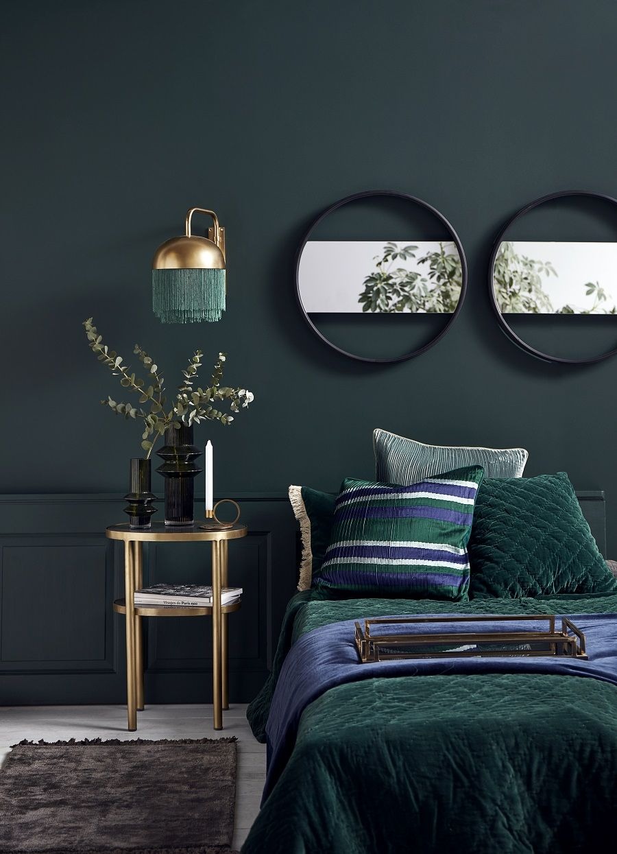 Dark Green Bedroom Wall for a Fresh Impression