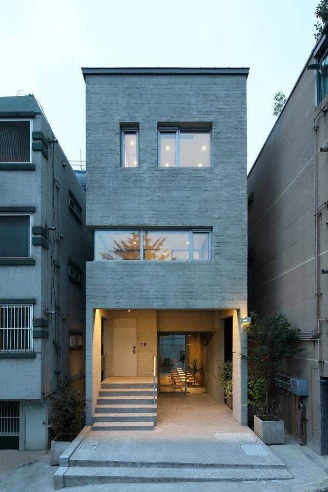 Vertical Townhouse