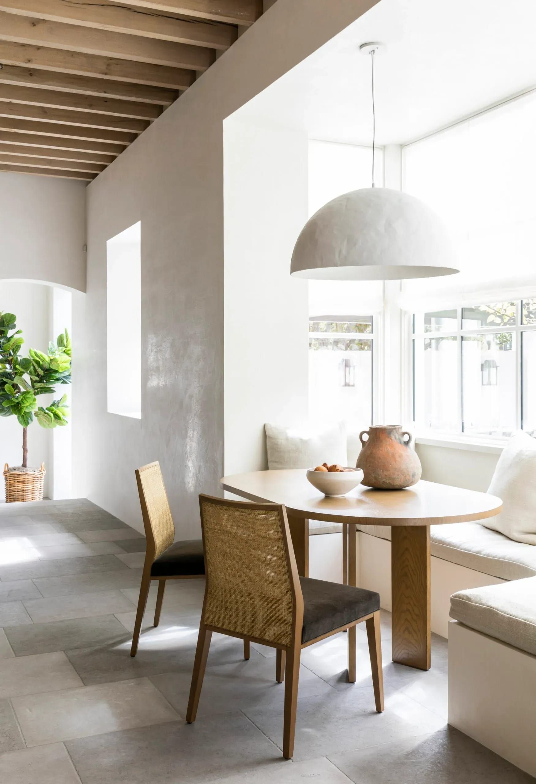 Minimalist Breakfast Nook