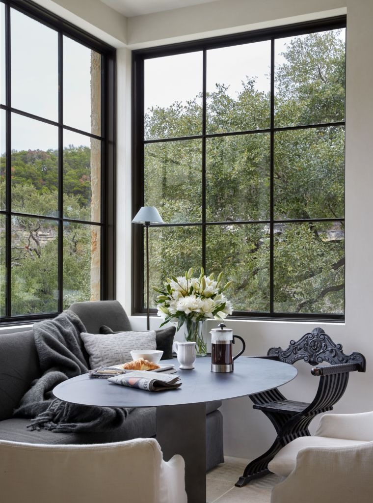 Luxurious Breakfast Nook