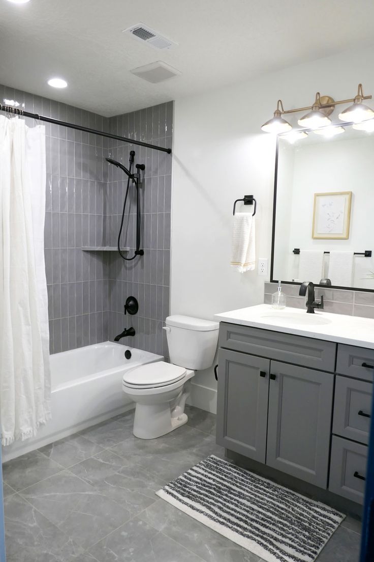 Gorgeous Grey-White Bathroom