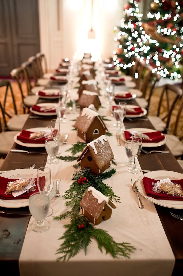 A Simple Table Setting for A Christmas Party